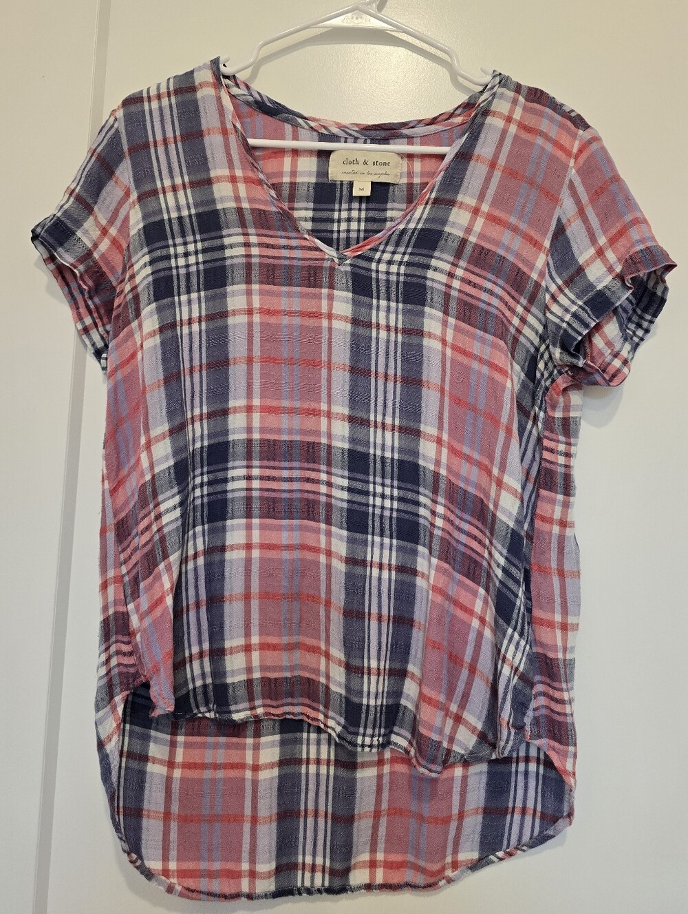 cloth & stone Coral and Navy Plaid V-Neck Tunic Top